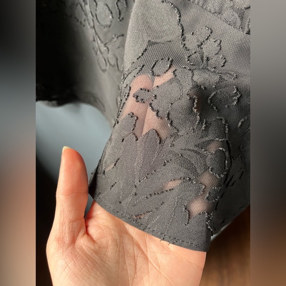 Open Back Black Cocktail Mini Dress Small Sheer Burnout Lace Ruffle LBD Boutique - Picture 4 of 10